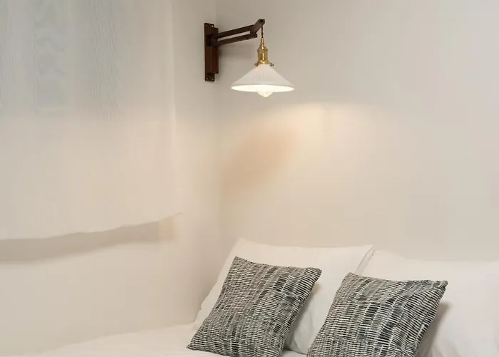 작은 언니네 Little Unni's Apartment Seoul