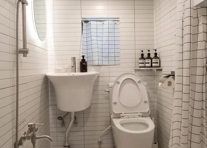 작은 언니네 Little Unni's Apartment Seoul