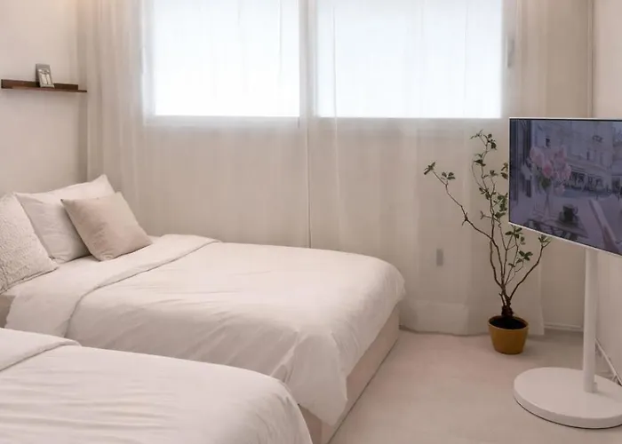 Apartment 작은 언니네 Little Unni's Seoul
