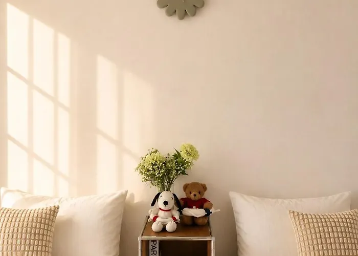 작은 언니네 Little Unni's Apartment