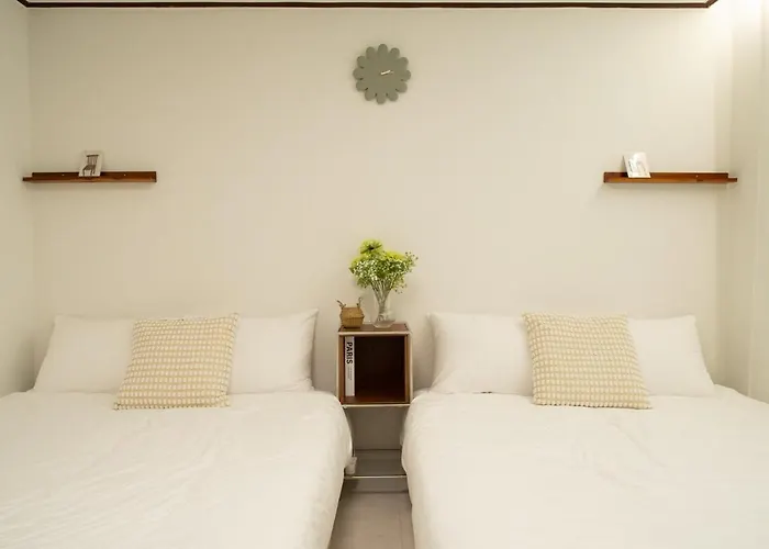 Apartment 작은 언니네 Little Unni's *