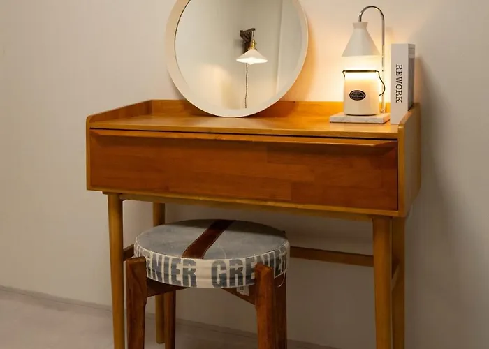 Apartment 작은 언니네 Little Unni's